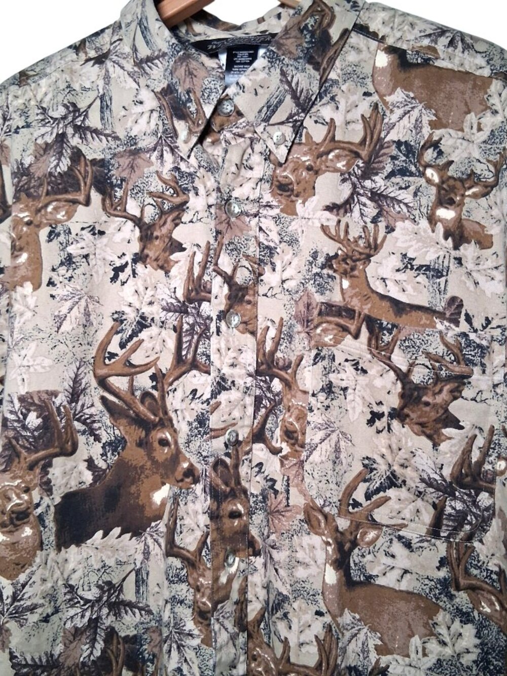 Winchester Buck Deer Shirt Men XL Button Down Collared Rugged Sportsman Hunter